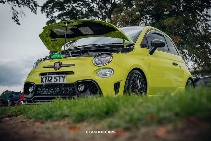 Car meet image number 327