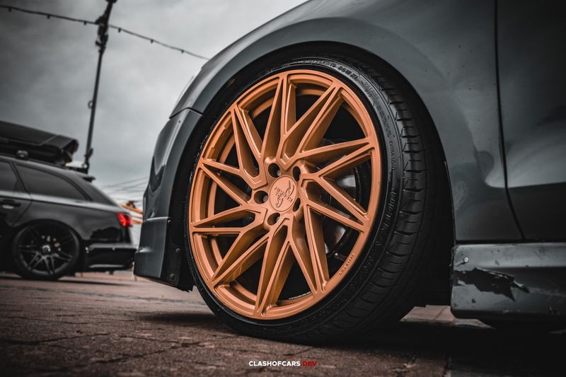 Car meet image number 122