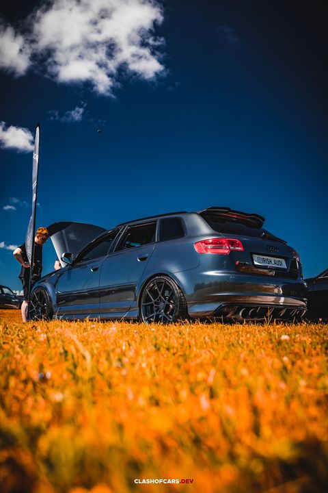 Car meet image number 228