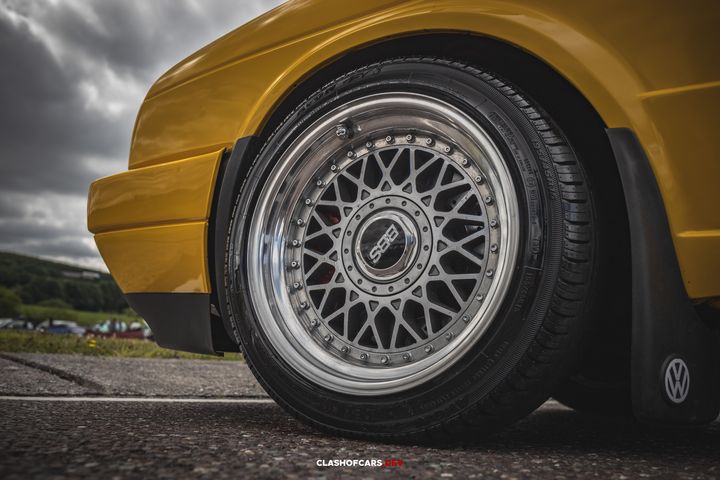 Car meet image number 29